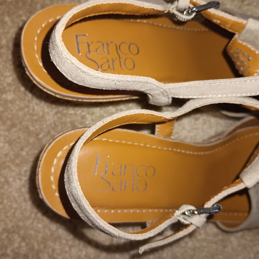 Franco Sarto‎ Clinton 2 Taupe Wedge Sandals 8M